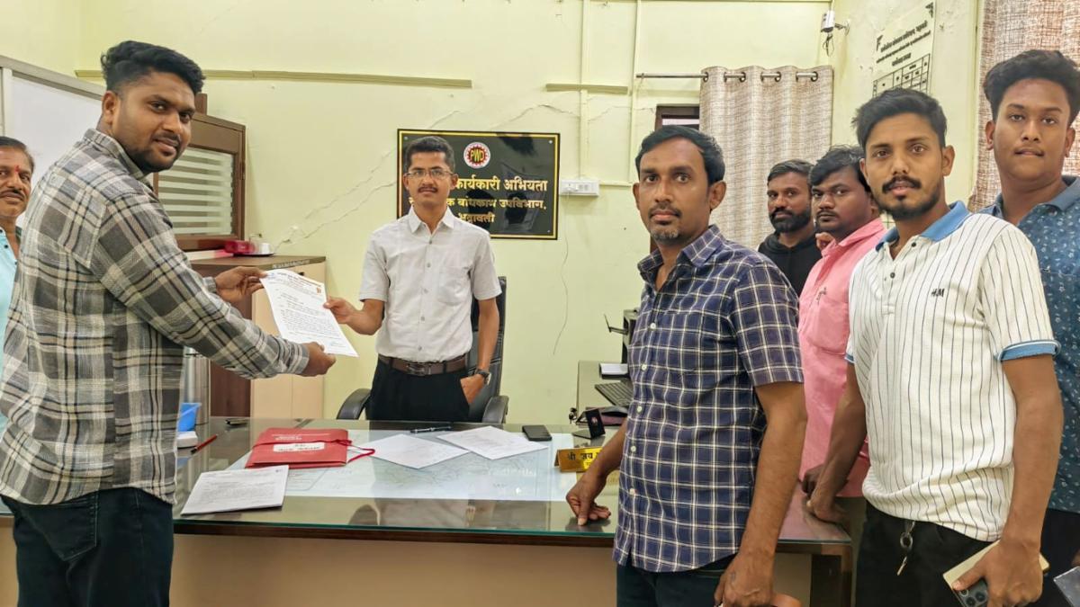 मानोरा फाटा पर बढ़ते हादसों को लेकर युवाओं की मांग, सर्विस रोड, स्पीड ब्रेकर और ज़ेब्रा क्रॉसिंग बनाने की अपील