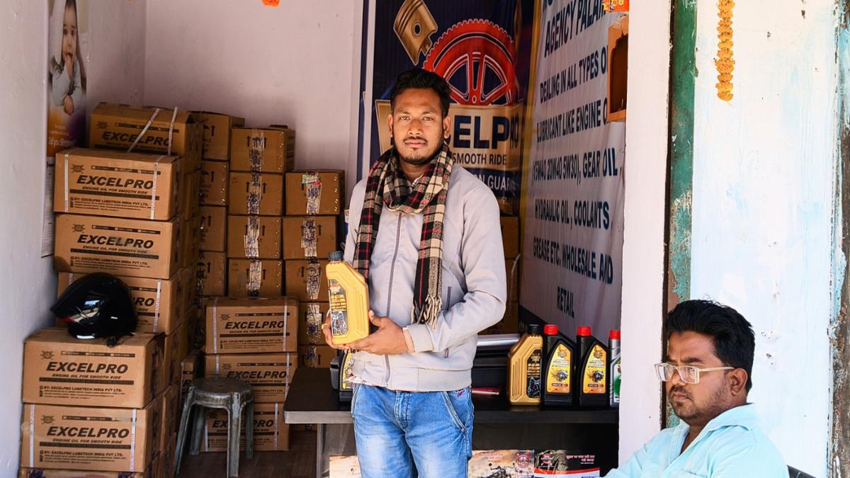 Daltonganj में खुली Nayan Lubricant — ExcelPro Engine Oil की सबसे भरोसेमंद दुकान