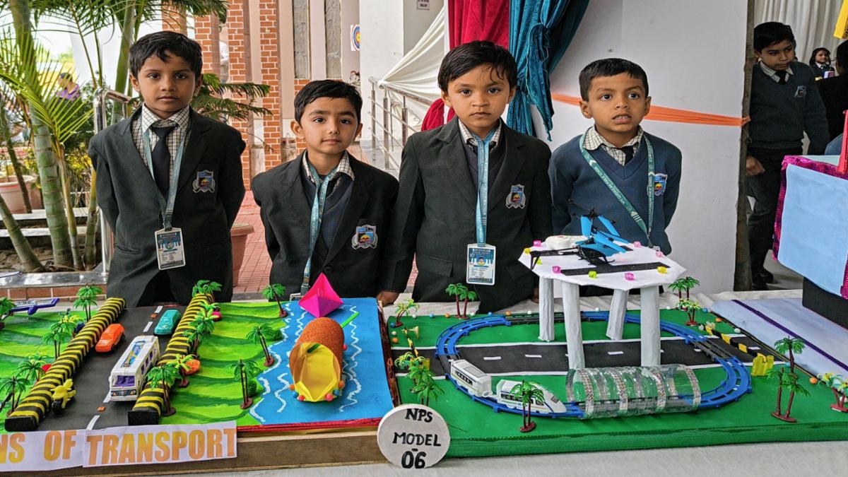 NPS Gurukulam Public School में साइंस एग्ज़िबिशन का भव्य आयोजन, छात्रों ने बनाए स्मार्ट इनोवेशन और क्रिएटिव मॉडल