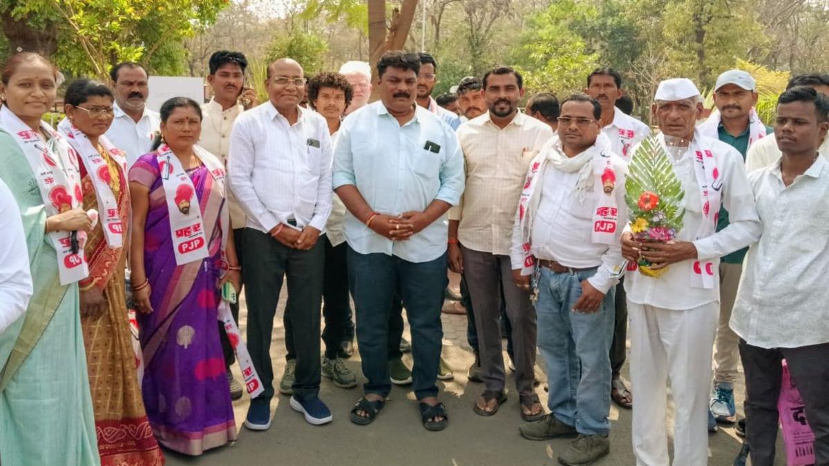 प्रहार जनशक्ति पक्ष में रघुवीर वाजीराव कोरेकर को बड़ी जिम्मेदारी, क्षेत्र अध्यक्ष पद पर नियुक्ति